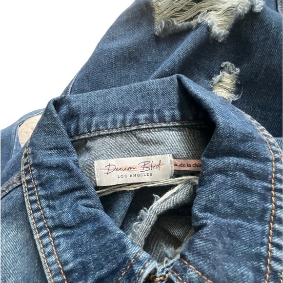 Denim Blvd Destroyed Distressed Classic Cut Denim Jean Jacket - Picture 10 of 11